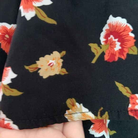 Black Strapless Floral Ruffle Top Romper - Picture 10 of 12